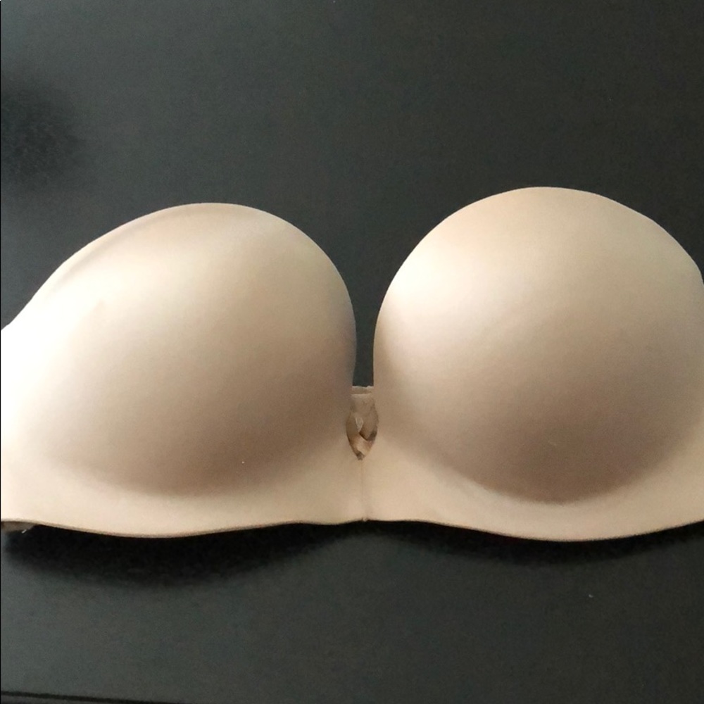 VS Bombshell Strapless Bra